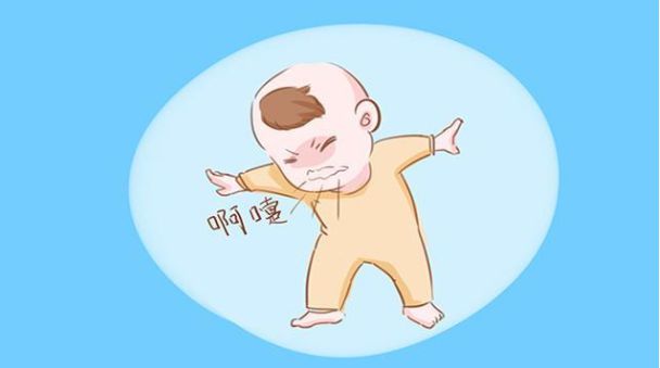 凯发K8一触即发风寒感冒自愈的过程宝宝感冒初生婴儿感冒的症状新生儿这三个部位要保